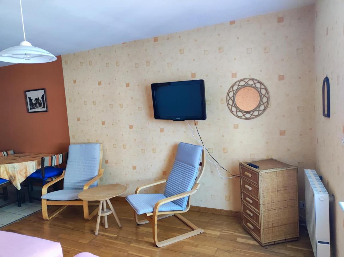 Residence L'Alexandra 2 Etoiles Бурбонн-ле-Бен Экстерьер фото